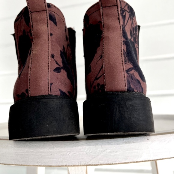 ROGUE  & WOLF Sepia Rose Romance Vegan Chelsea Boots - 39/ US 7.5 - Picture 8 of 11